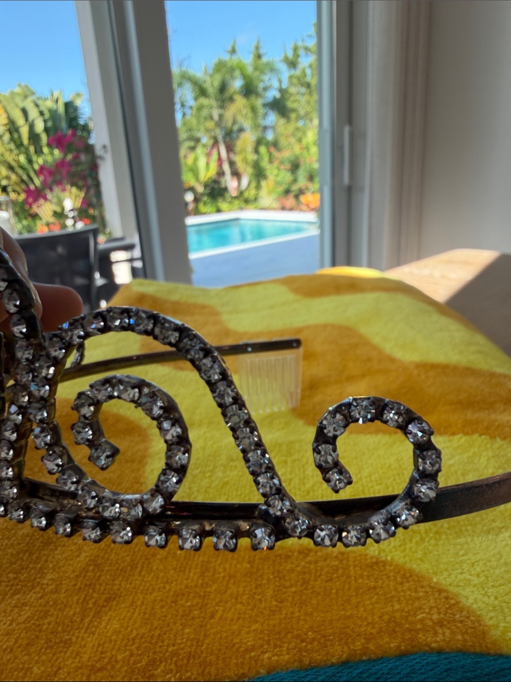 Queen Crown Royal Tiara Rhinestone Accessory - Picture 5 of 12